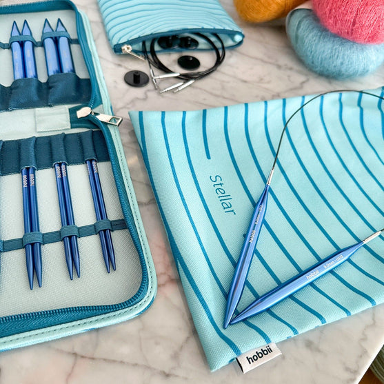 Stellar Interchangeable Circular Needle Set Deluxe - Sapphire - Hobbii
13