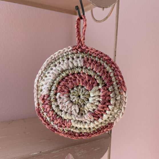 Swirl - Ornament
8