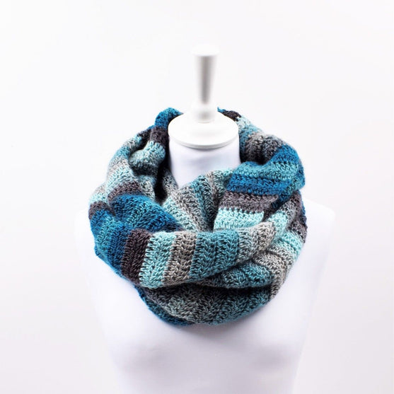 Tip-To-Tip Shawl - Manarola
5