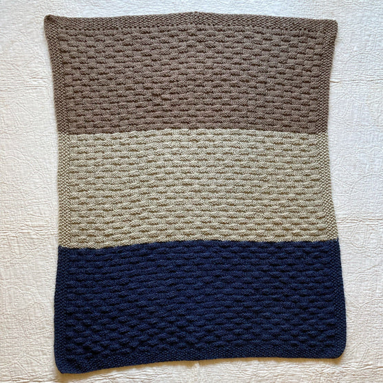 Alexander - Baby and childrens blanket
2