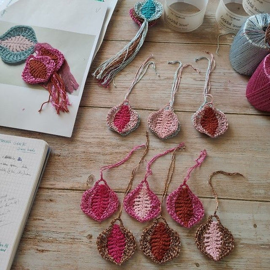 Glittery Lantern - Ornament
11