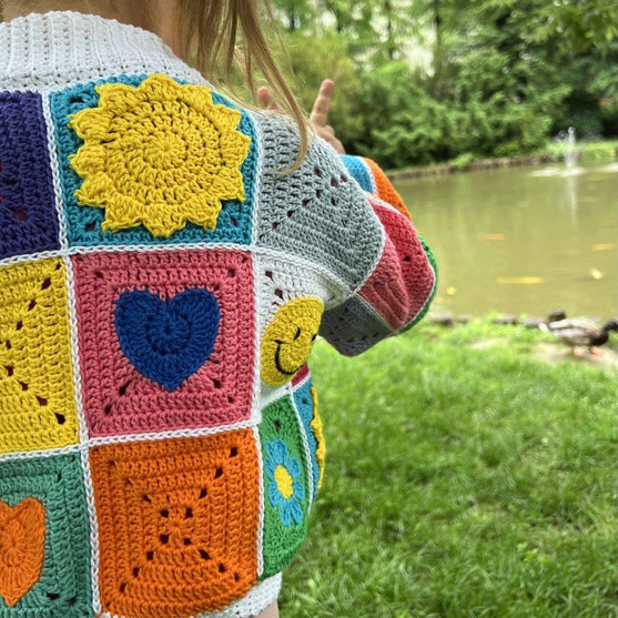 

Joysie - Children’s Cardigan
3