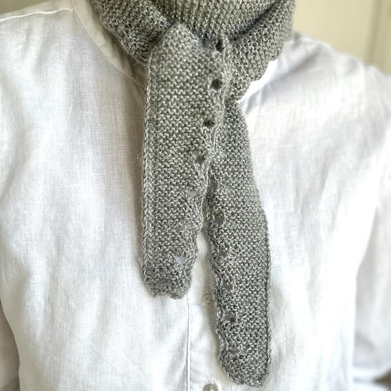 

Norma & Nellie – Scarf
3