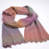 

Scarf in zigzag pattern
2