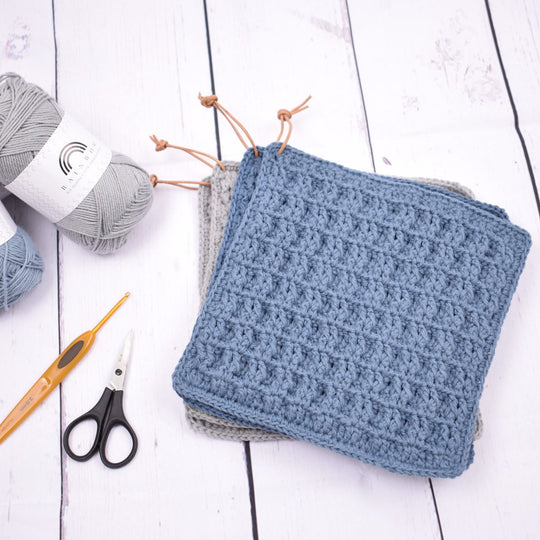 Potholder in Waffle Pattern 8/4