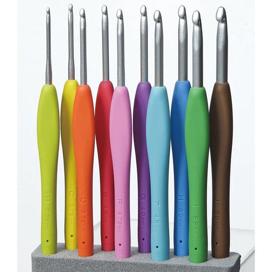 

Amour Crochet Hook Set - 9 sizes - Clover
2