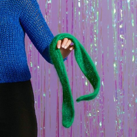 

Ariel - Scarf
1