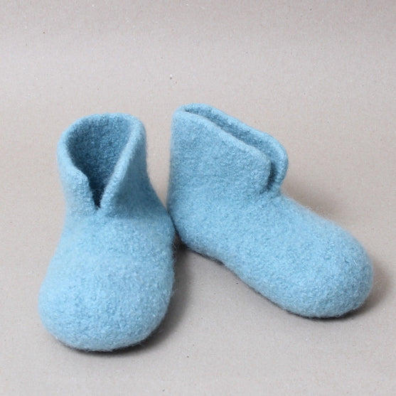 

Chip - Knitted children’s slippers
4