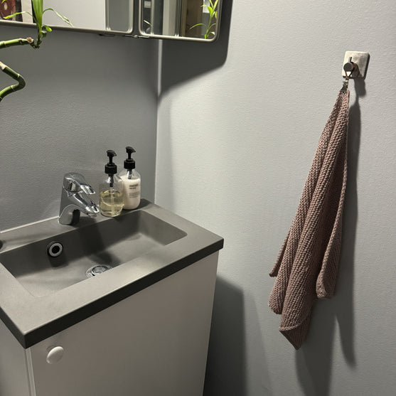 

Universal - Cloth and towel
4