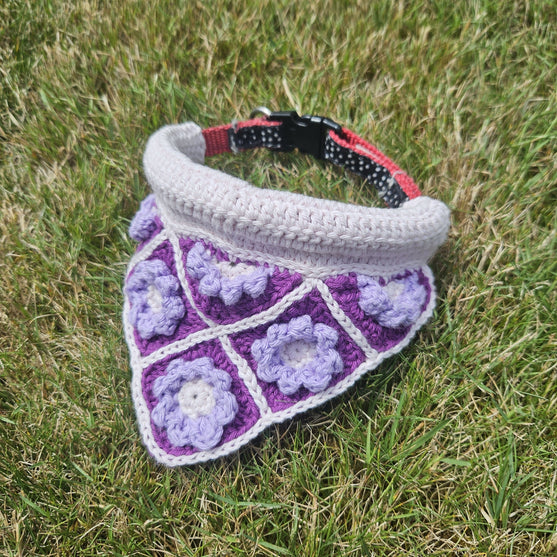 

Millie’s - Dog bandana
3