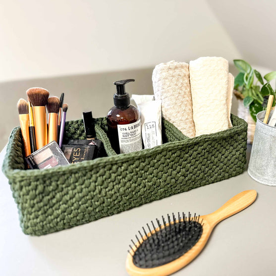 

Basket with  3 Compartments
3