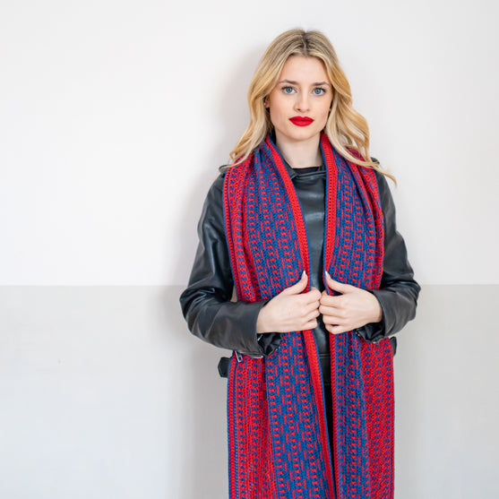 

Velvet Vines - Shawl
4