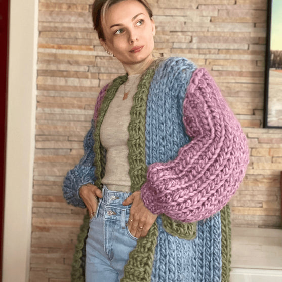 

Eira - Cardigan
4