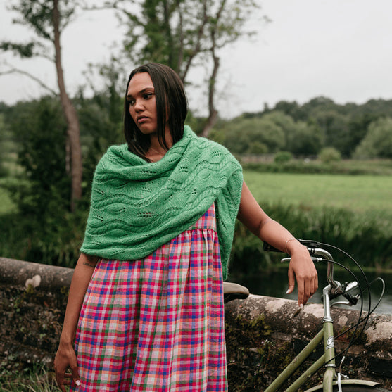 

Hiedra Shawl - Wrap with Leaf Motif
5