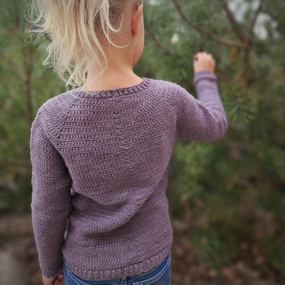 

Peekaboo Pocket - Children’s Sweater
9