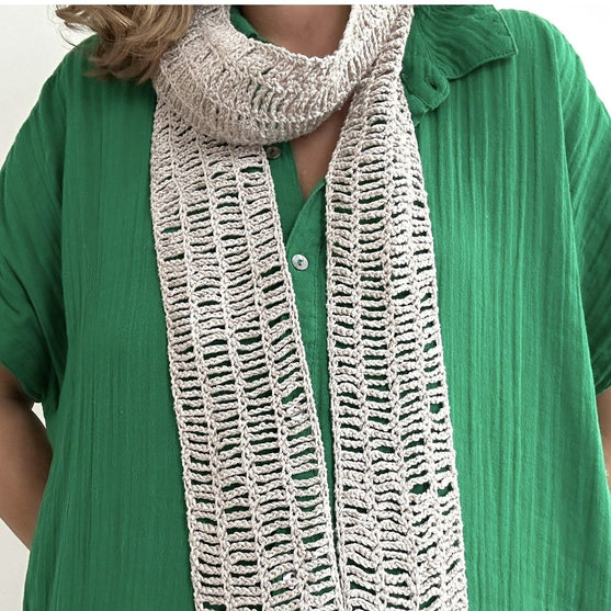 

Anoora - Scarf
2