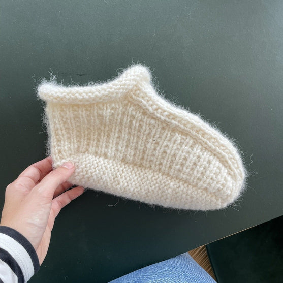 

Easy Evening Slippers
4