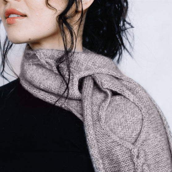 

Isley - Openwork Cable Scarf
5