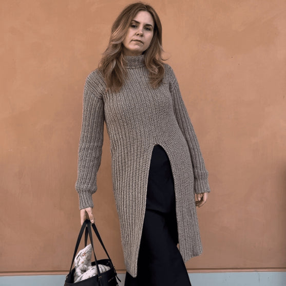 

Lise - Sweater Dress
6