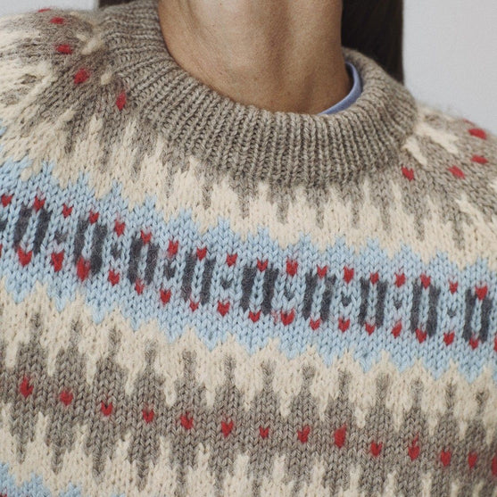 

Dorthea - Sweater
4