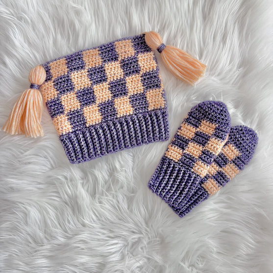 

Glow Check - Beanie
2