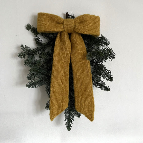 

Big Bow - Home Decor
4