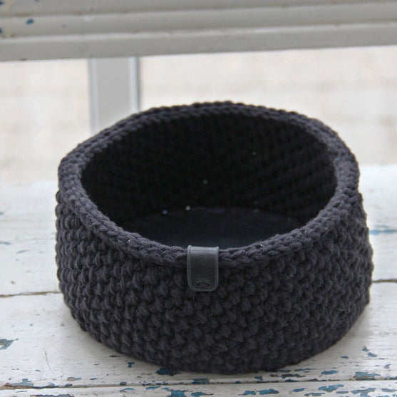 

Moss Stitch Basket - Round
2