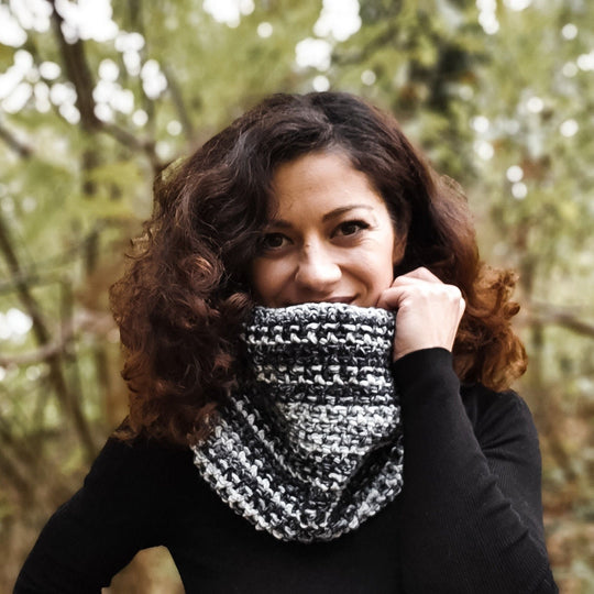 Salt and Pepper - Cowl
