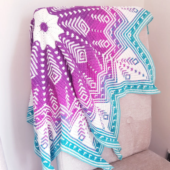 

Peacock Delight - Small Blanket
7