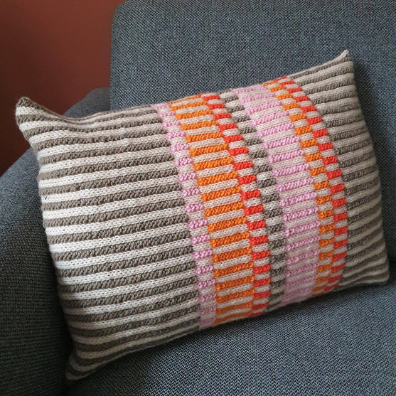 

Laki - Pillow
1