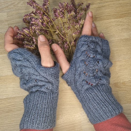 Never Ending - Wrist warmers