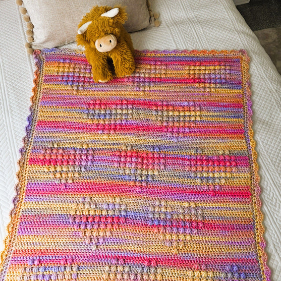 

Hugs and Hearts - Baby Blanket
2