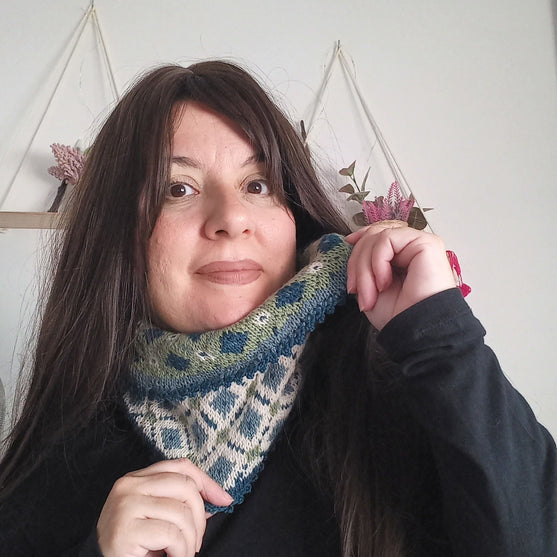 

Mikoto - Neck Warmer
1