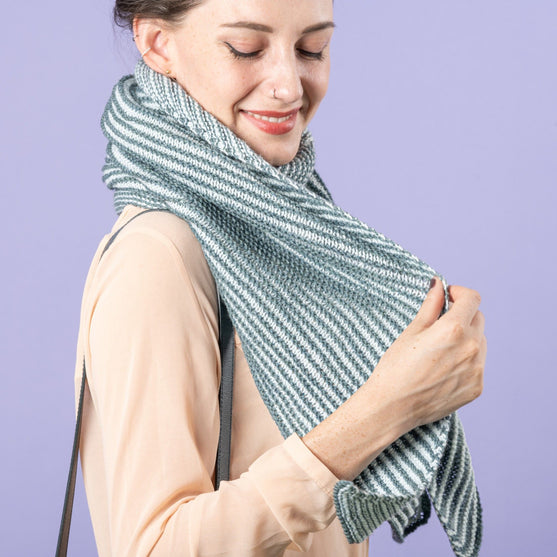 

Kvarts – Shadow shawl
3