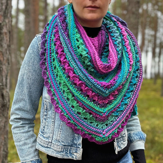 

Into The Mystic - Shawl
3