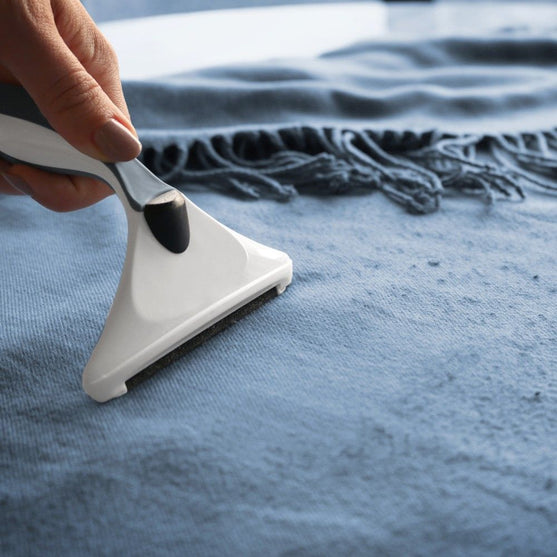 

Gleener Fabric Shaver & Lint Brush - Gleener
1