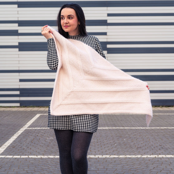 

Cosmopolitan - Shawl
2