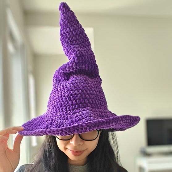 

Simple Witch Hat
1