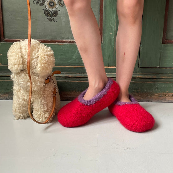 

Uldfutter - Felted children’s slippers
1