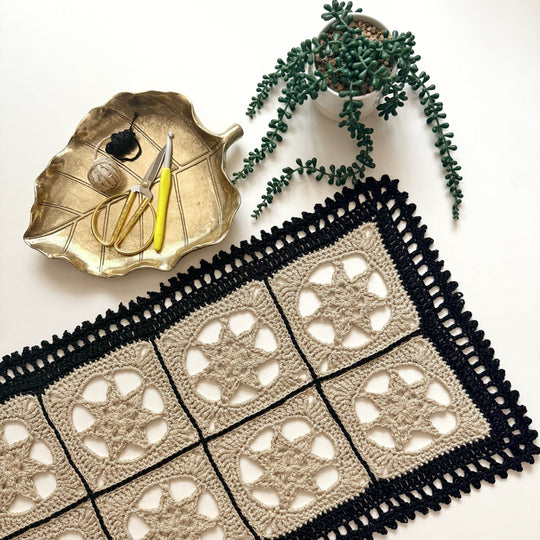 Elvellon - Table Runner