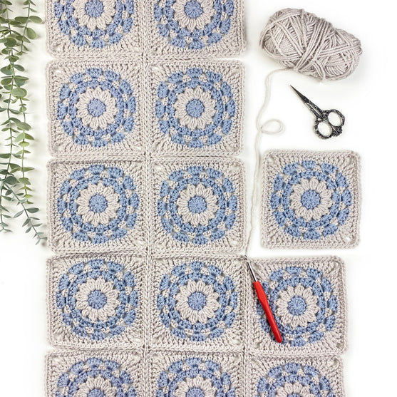 

Rosie - Blanket
4
