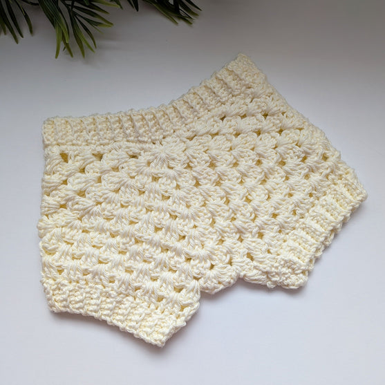 

Summer Granny - Children’s Shorts & Vest
9