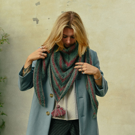 

Spinel Classic - Shawl
7