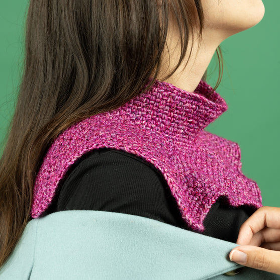 

Artemis - Neck Warmer
3