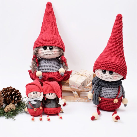 The Elves Pil and Aske