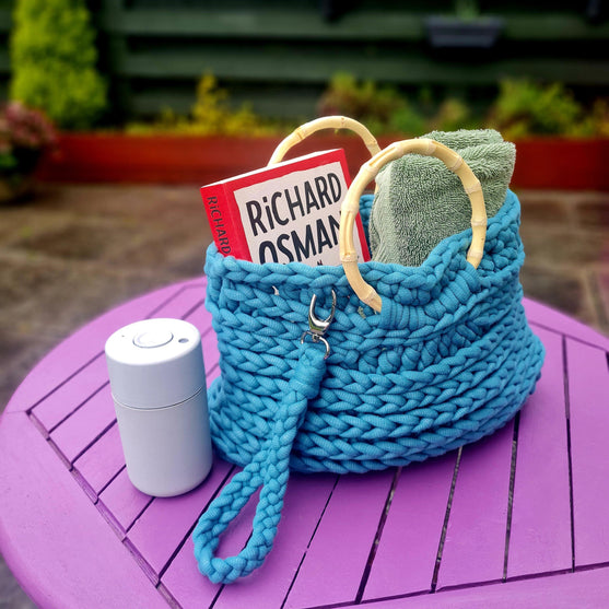 

The Beach Waves Bag
1