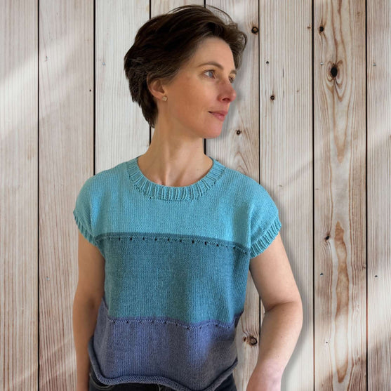 

Cool Carol - T-shirt
1