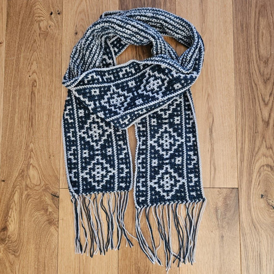 

Ancient Ruin - Scarf
9