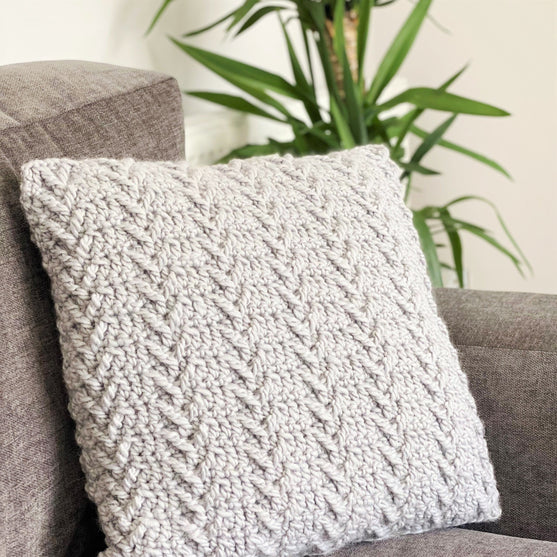 

Jerome - Cushion
1