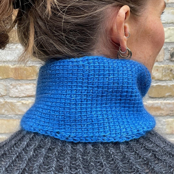 

Boa - Scarf in Tunisian Crochet
3